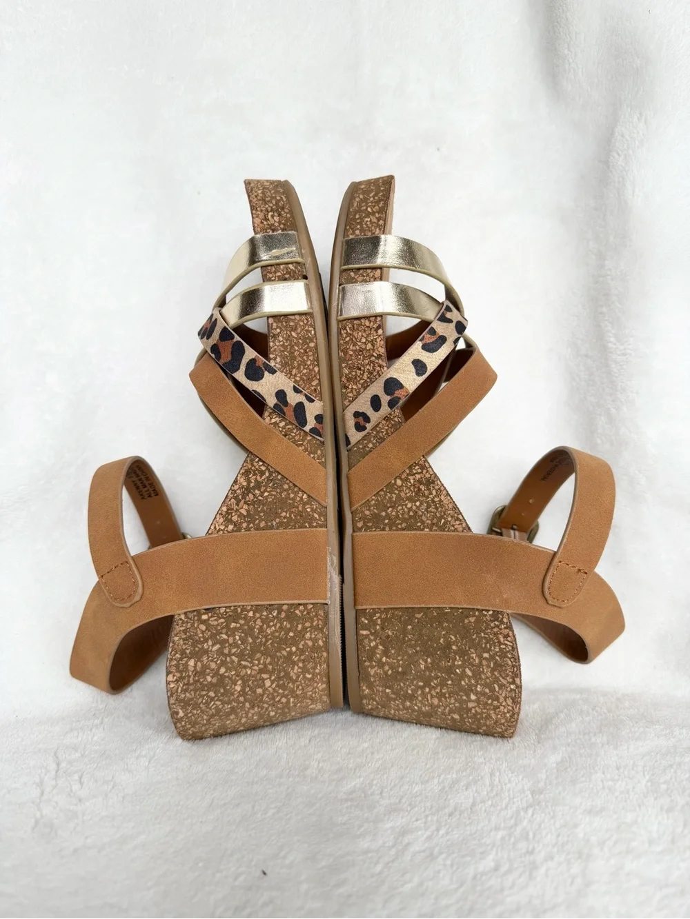 Andiamo Women’s Tan Wedge Sandals with Gold and Leopard Accents Size 5.5 New